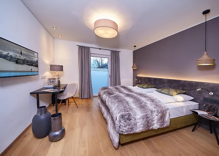 Two Timez - Boutique Hotel - With Ac