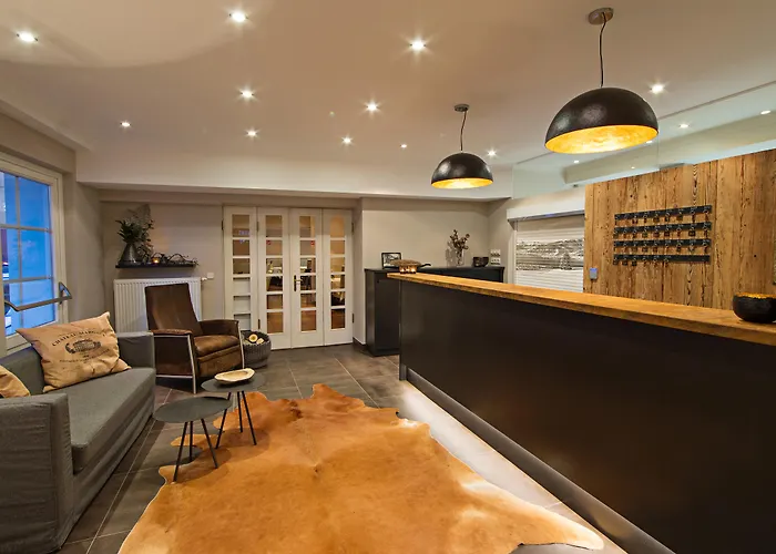 Two Timez - Boutique Hotel - With Ac